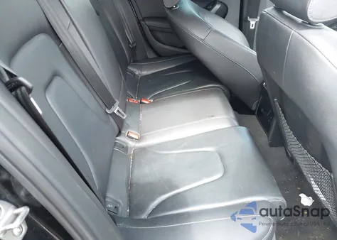 2015 Audi A4 2.0T Premium z USA, uszkodzony, nr VIN WAUBFAFL7FN013853